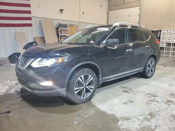 5N1AT2MV2HC775967 2017 NISSAN ROGUE - Image 1