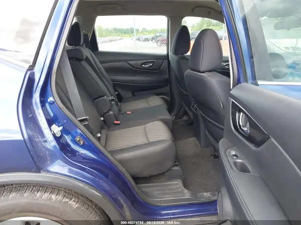5N1AT2MV2HC783230 2017 NISSAN ROGUE - Image 8