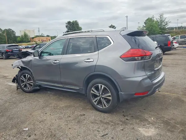 5N1AT2MV2HC790615 2017 NISSAN ROGUE - Image 2