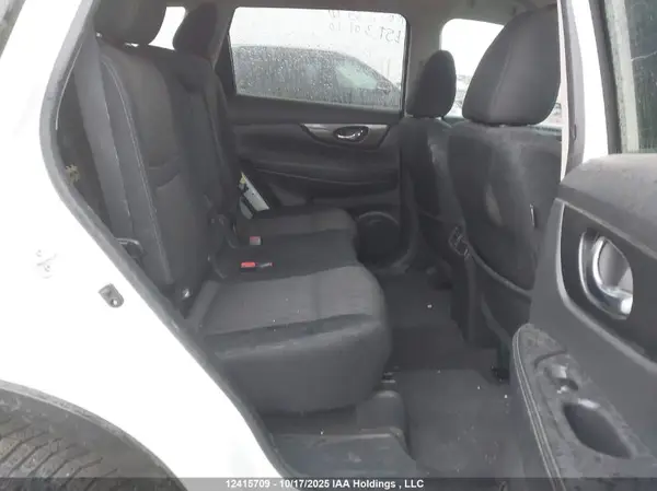 5N1AT2MV2HC791909 2017 NISSAN ROGUE - Image 8