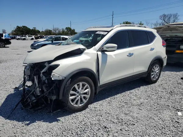 5N1AT2MV2HC796494 2017 NISSAN ROGUE - Image 1