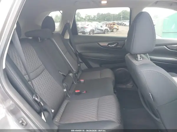 5N1AT2MV2HC796589 2017 NISSAN ROGUE - Image 8