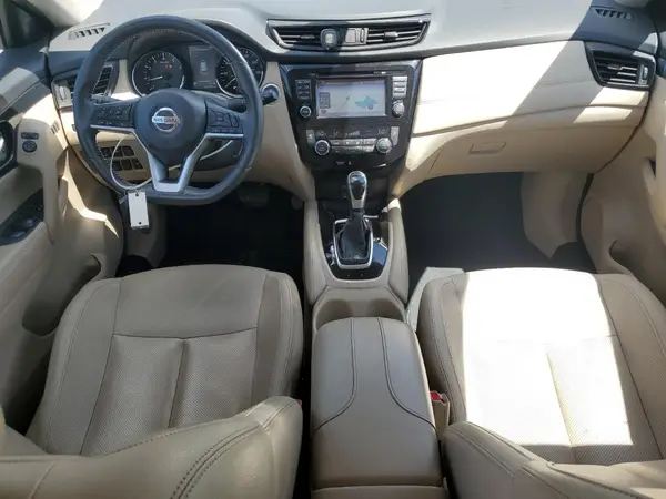 5N1AT2MV2HC797564 2017 NISSAN ROGUE - Image 8
