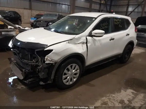 5N1AT2MV2HC804903 2017 NISSAN ROGUE - Image 2