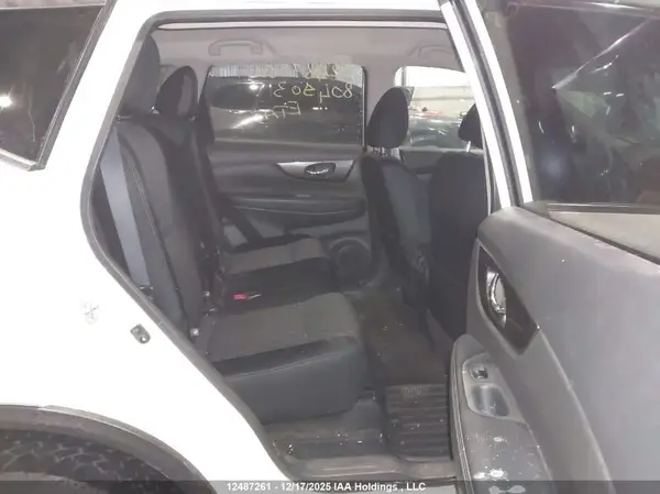5N1AT2MV2HC804903 2017 NISSAN ROGUE - Image 8