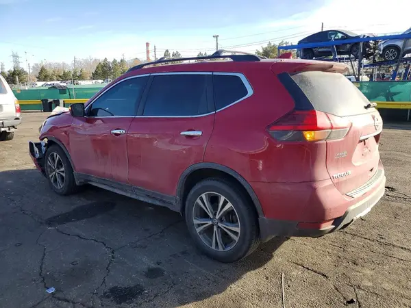 5N1AT2MV2HC805274 2017 NISSAN ROGUE - Image 2