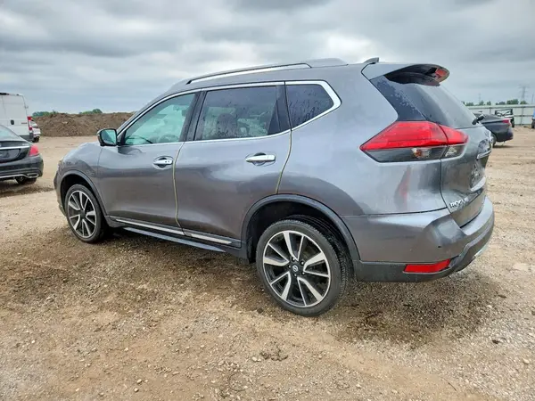 5N1AT2MV2HC810734 2017 NISSAN ROGUE - Image 2