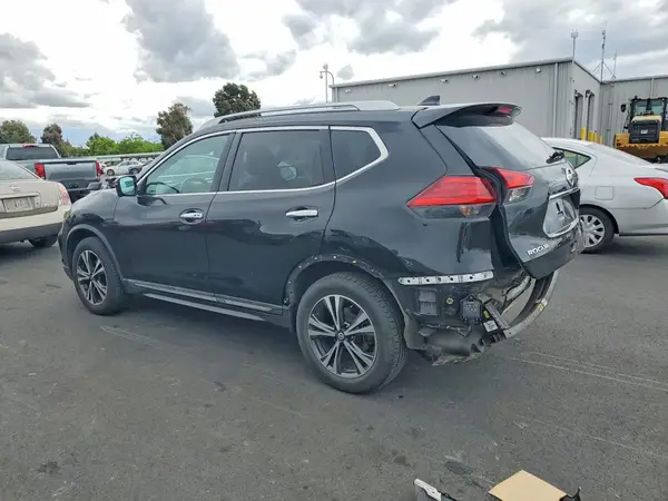 5N1AT2MV2HC810751 2017 NISSAN ROGUE - Image 2