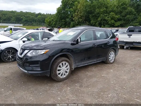 5N1AT2MV2HC817067 2017 NISSAN ROGUE - Image 2