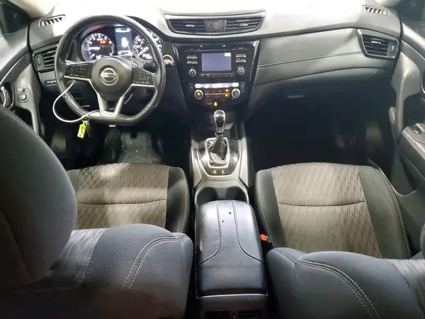 5N1AT2MV2HC818171 2017 NISSAN ROGUE - Image 8