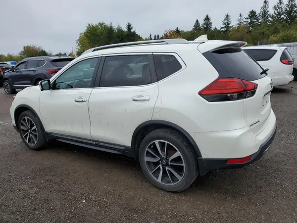 5N1AT2MV2HC820857 2017 NISSAN ROGUE - Image 2