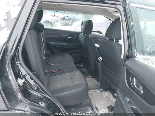 5N1AT2MV2HC821135 2017 NISSAN ROGUE - Image 8
