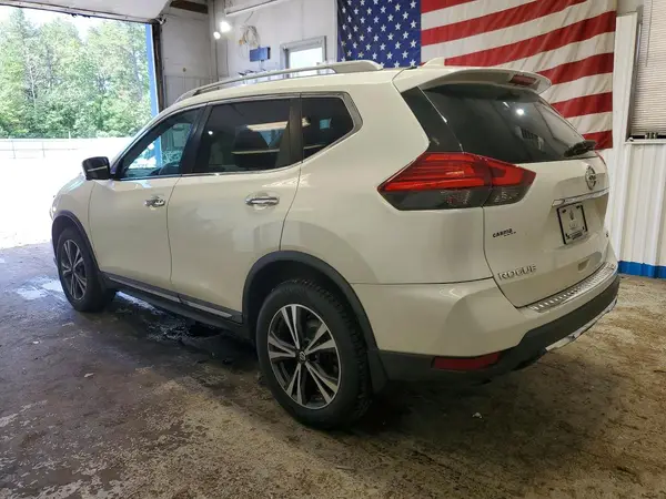 5N1AT2MV2HC821846 2017 NISSAN ROGUE - Image 2
