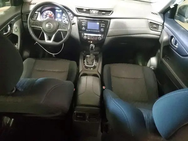 5N1AT2MV2HC824911 2017 NISSAN ROGUE - Image 8
