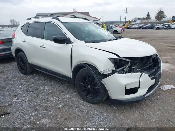 5N1AT2MV2HC829204 2017 NISSAN ROGUE - Image 1