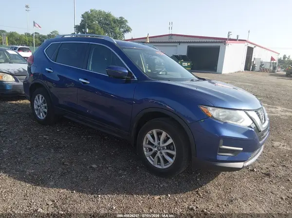 5N1AT2MV2HC833124 2017 NISSAN ROGUE - Image 1