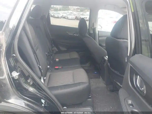5N1AT2MV2HC835388 2017 NISSAN ROGUE - Image 8