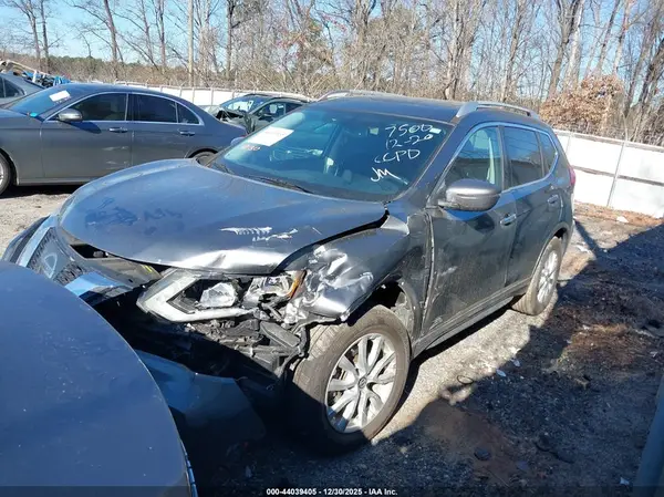 5N1AT2MV2HC837500 2017 NISSAN ROGUE - Image 2