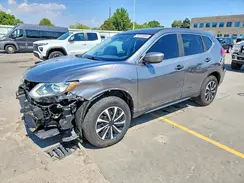 5N1AT2MV2HC837819 2017 NISSAN ROGUE