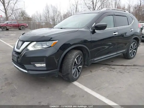 5N1AT2MV2HC840039 2017 NISSAN ROGUE - Image 2