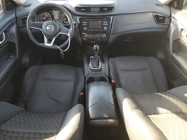 5N1AT2MV2HC843846 2017 NISSAN ROGUE - Image 8