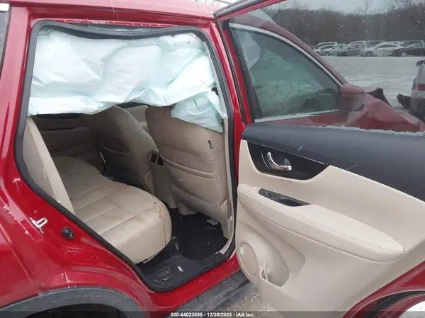 5N1AT2MV2HC846309 2017 NISSAN ROGUE - Image 8