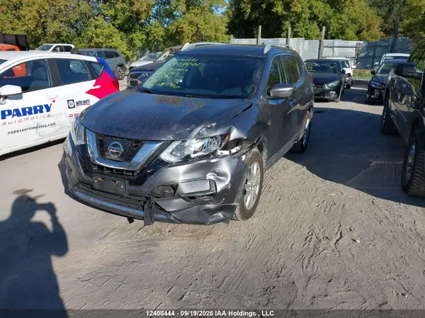 5N1AT2MV2HC850263 2017 NISSAN ROGUE - Image 2