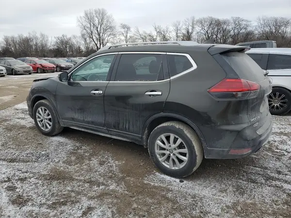 5N1AT2MV2HC853079 2017 NISSAN ROGUE - Image 2