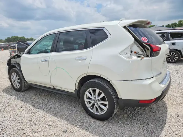 5N1AT2MV2HC853258 2017 NISSAN ROGUE - Image 2