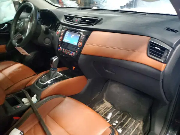 5N1AT2MV2HC856600 2017 NISSAN ROGUE - Image 8