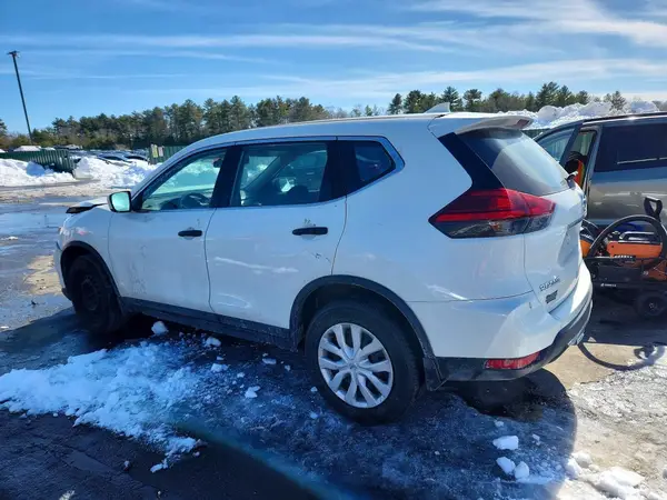 5N1AT2MV2HC861148 2017 NISSAN ROGUE - Image 2
