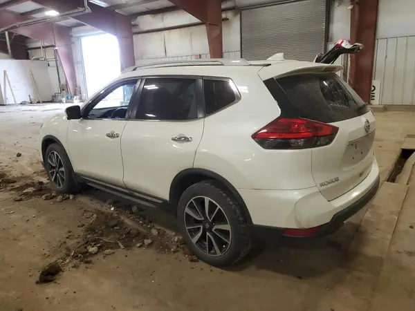 5N1AT2MV2HC862400 2017 NISSAN ROGUE - Image 2