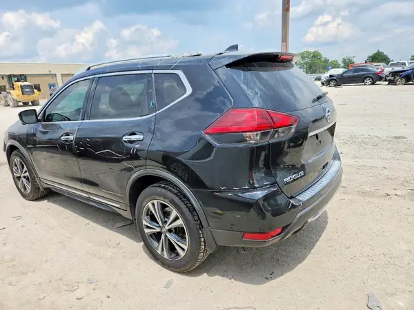 5N1AT2MV2HC872926 2017 NISSAN ROGUE - Image 2