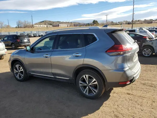 5N1AT2MV2HC878693 2017 NISSAN ROGUE - Image 2