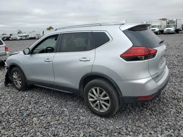 5N1AT2MV2HC890181 2017 NISSAN ROGUE - Image 2