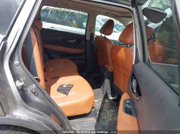 5N1AT2MV2HC894389 2017 NISSAN ROGUE - Image 8