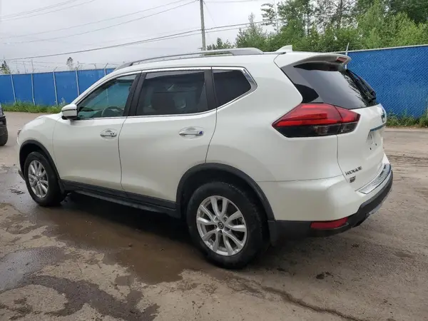5N1AT2MV2HC894926 2017 NISSAN ROGUE - Image 2