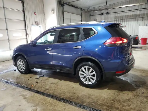 5N1AT2MV2HC896868 2017 NISSAN ROGUE - Image 2