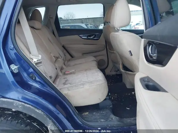 5N1AT2MV2JC708999 2018 NISSAN ROGUE - Image 8