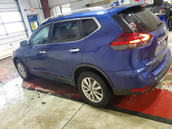 5N1AT2MV2JC709666 2018 NISSAN ROGUE - Image 2