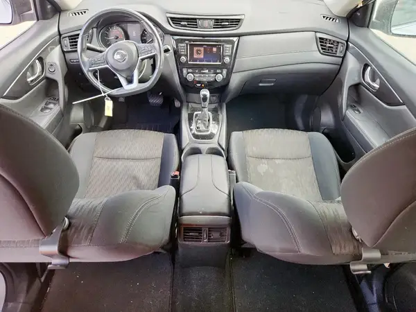 5N1AT2MV2JC709778 2018 NISSAN ROGUE - Image 8
