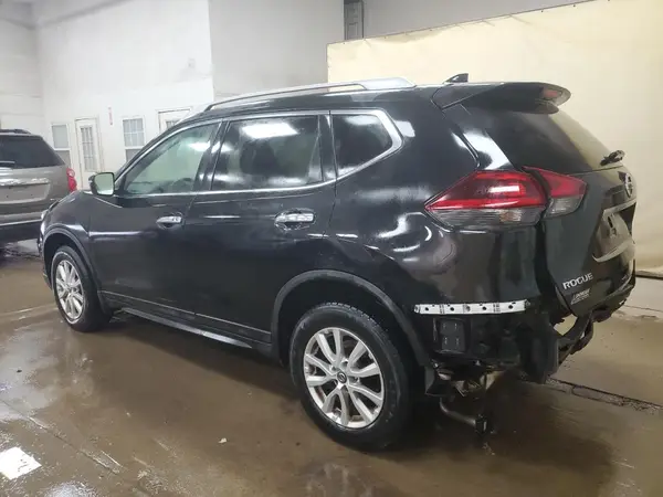 5N1AT2MV2JC718044 2018 NISSAN ROGUE - Image 2