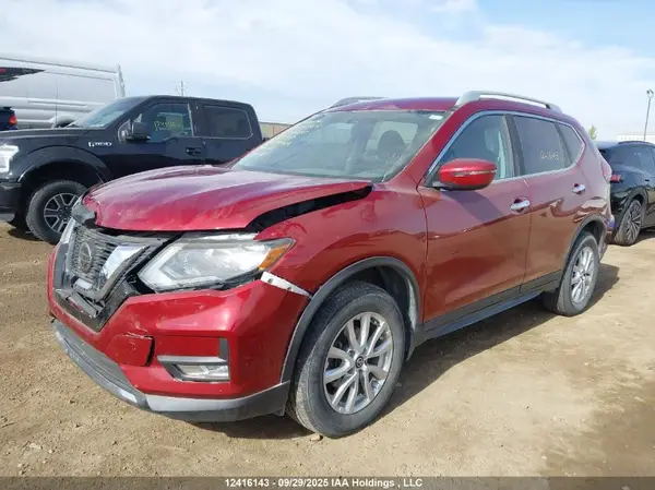 5N1AT2MV2JC718187 2018 NISSAN ROGUE - Image 2