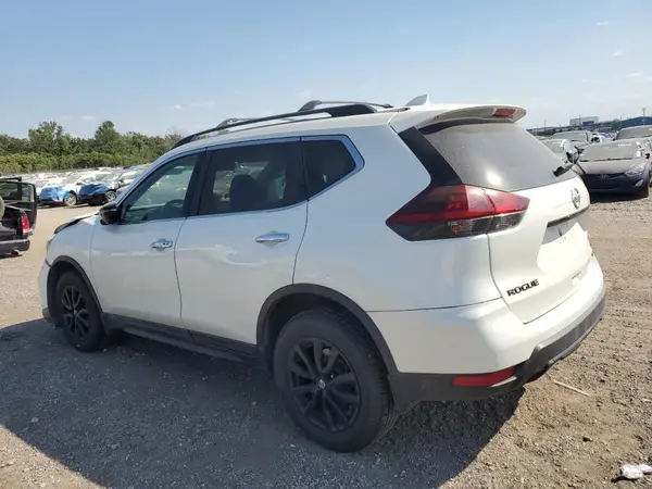 5N1AT2MV2JC720666 2018 NISSAN ROGUE - Image 2