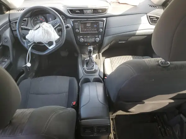 5N1AT2MV2JC720666 2018 NISSAN ROGUE - Image 8