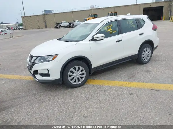 5N1AT2MV2JC727360 2018 NISSAN ROGUE - Image 2