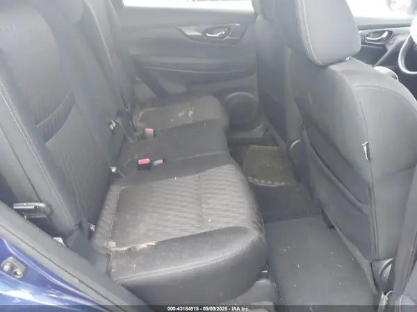 5N1AT2MV2JC732381 2018 NISSAN ROGUE - Image 8