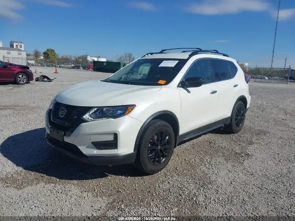 5N1AT2MV2JC733661 2018 NISSAN ROGUE - Image 2