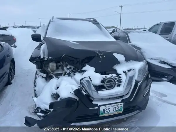 5N1AT2MV2JC736589 2018 NISSAN ROGUE - Image 1