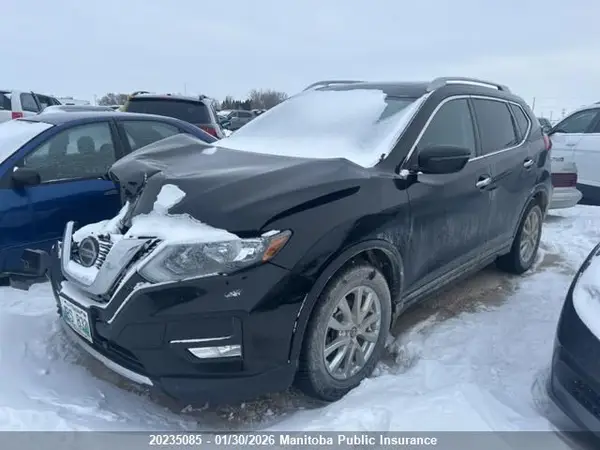 5N1AT2MV2JC736589 2018 NISSAN ROGUE - Image 2